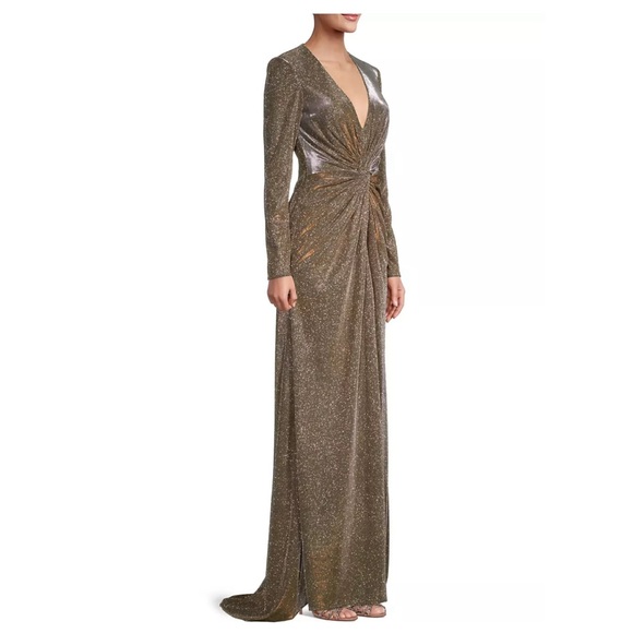Mac Duggal Plunge Neck Metallic Long Sleeve Gown - Picture 3 of 16